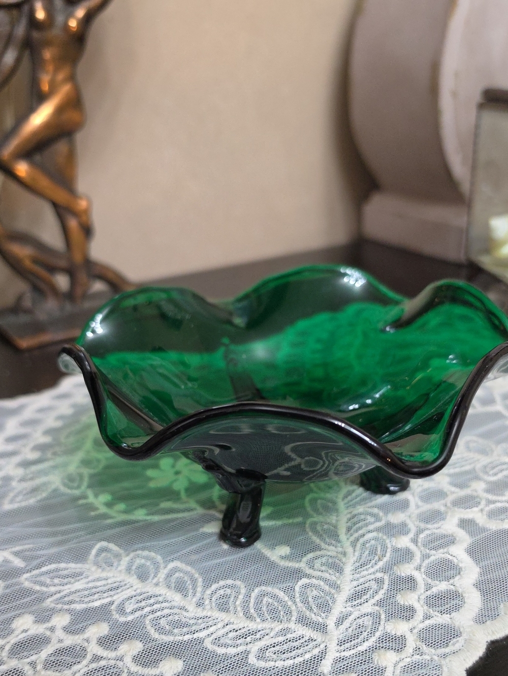 vintage Anchor Hocking Fire-King Forest Green Glass Maple Leaf Candy Dish